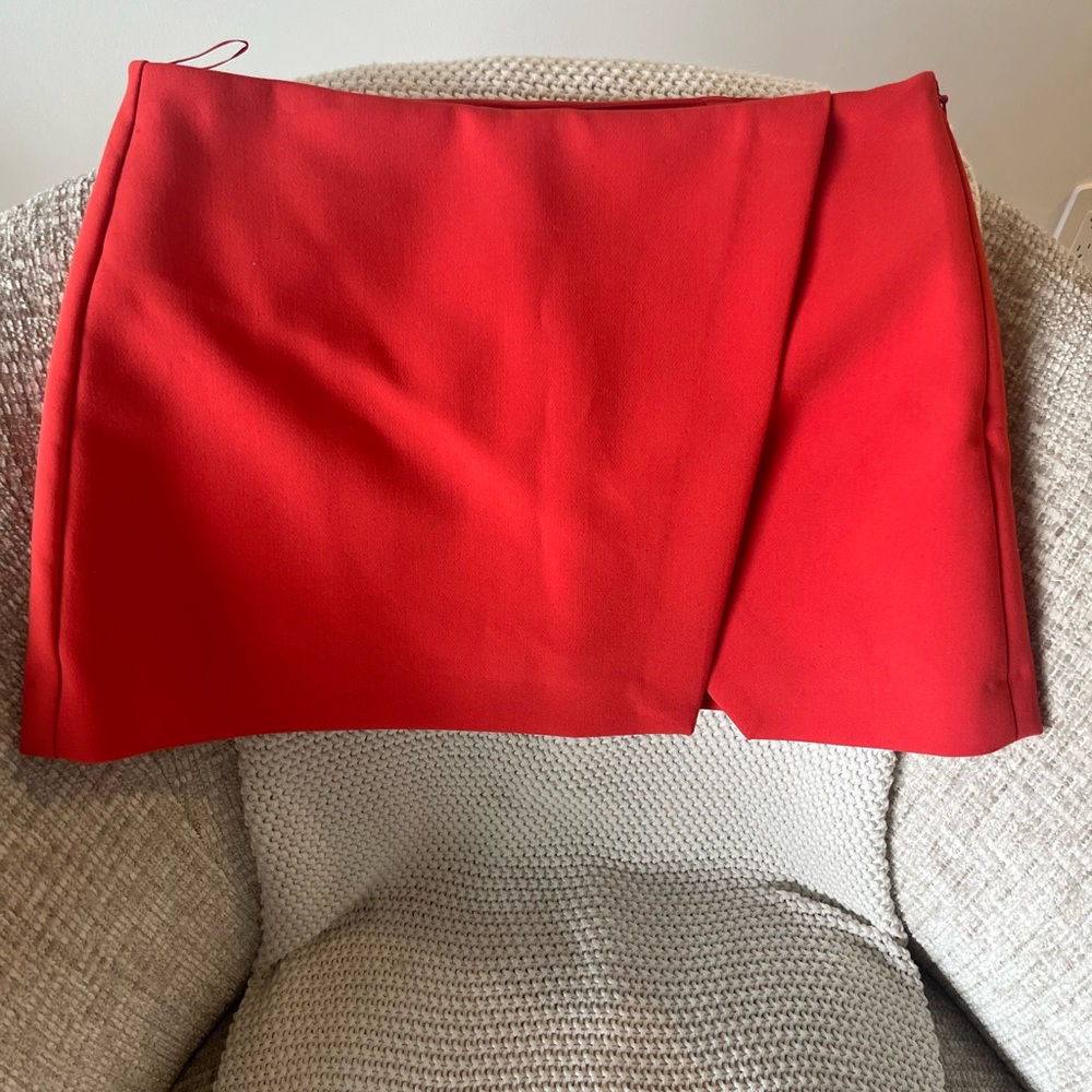Women’s Red Skort